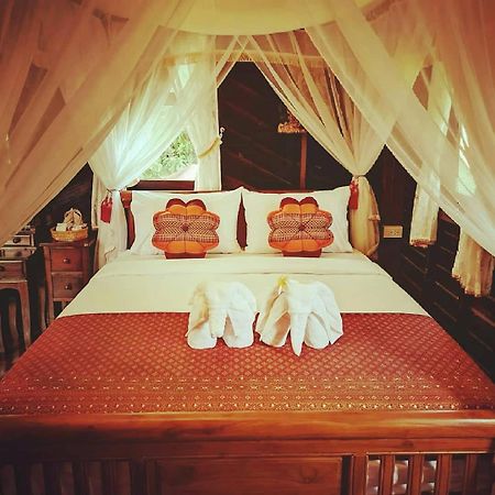 Baan Sithepaban Guesthouse Phitsanulok Extérieur photo